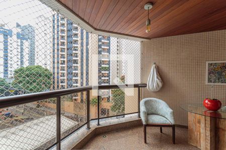 Varanda de apartamento à venda com 3 quartos, 155m² em Indianópolis, São Paulo