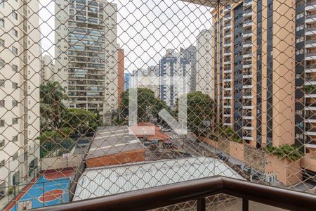 Vista de apartamento à venda com 3 quartos, 155m² em Indianópolis, São Paulo