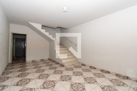 Sala de casa para alugar com 2 quartos, 76m² em Vila Sao Joao, Guarulhos