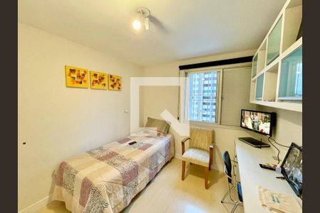 Apartamento à venda com 3 quartos, 75m² em Vila Sofia, São Paulo