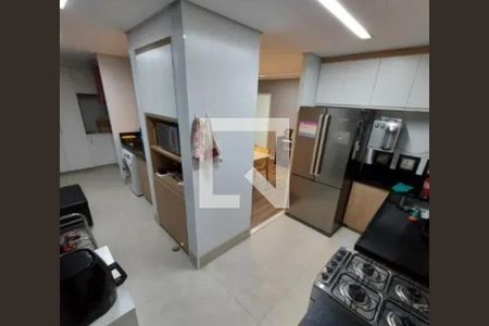 Apartamento à venda com 3 quartos, 120m² em Floresta, Belo Horizonte