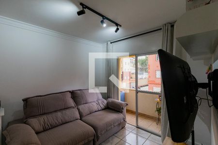 Sala  de apartamento para alugar com 2 quartos, 60m² em Jardim Ubirajara, São Paulo