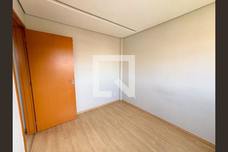 Quarto 1 de apartamento para alugar com 2 quartos, 48m² em Milionários, Belo Horizonte