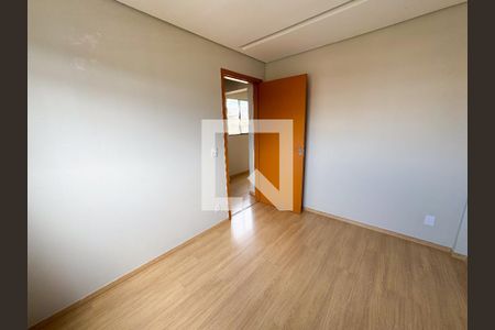 Quarto 1 de apartamento para alugar com 2 quartos, 48m² em Milionários, Belo Horizonte