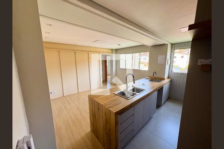 Apartamento para alugar com 2 quartos, 48m² em Milionários, Belo Horizonte