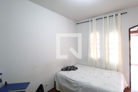 Quarto 1 de casa para alugar com 8 quartos, 300m² em Santa Mônica, Uberlândia