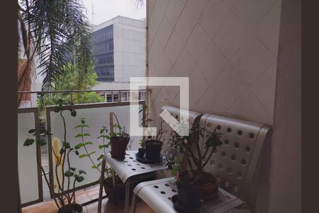 Varanda Sala de apartamento à venda com 2 quartos, 95m² em Higienópolis, São Paulo