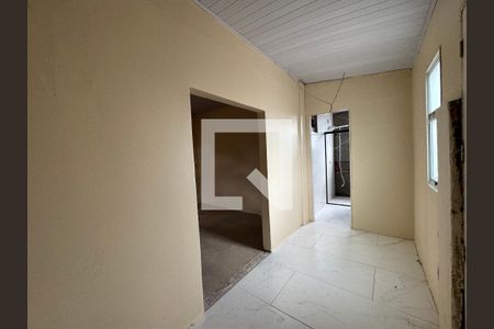 Corredor de casa para alugar com 1 quarto, 40m² em Santos Dumont, São Leopoldo