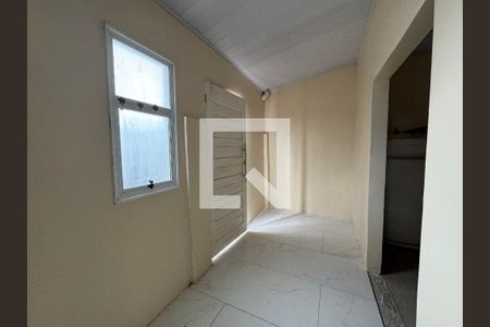 Corredor de casa para alugar com 1 quarto, 40m² em Santos Dumont, São Leopoldo