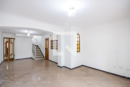 Sala de casa para alugar com 3 quartos, 268m² em Cidade das Flores, Osasco