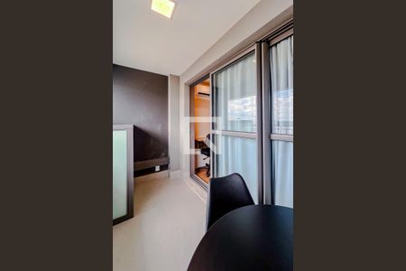 Varanda de kitnet/studio para alugar com 1 quarto, 27m² em Vila Mariana, São Paulo