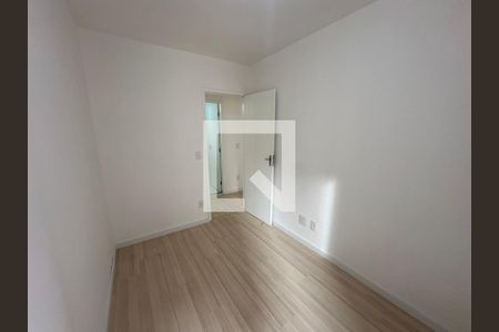 Quarto 1 de apartamento para alugar com 3 quartos, 77m² em Jardim Flor da Montanha, Guarulhos