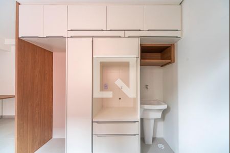 Apartamento para alugar com 56m², 2 quartos e 1 vaga Apartamento para alugar com 56m², 2 quartos e 1 vagaCozinha e Área de Serviço