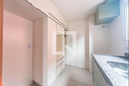 Apartamento para alugar com 56m², 2 quartos e 1 vaga Apartamento para alugar com 56m², 2 quartos e 1 vagaCozinha e Área de Serviço