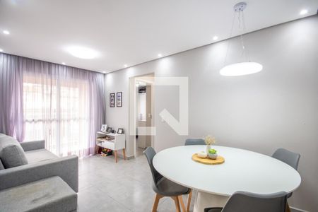 Sala de apartamento à venda com 2 quartos, 56m² em Jardim Roberto, Osasco