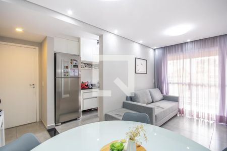 Sala de apartamento à venda com 2 quartos, 56m² em Jardim Roberto, Osasco