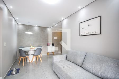 Sala de apartamento à venda com 2 quartos, 56m² em Jardim Roberto, Osasco