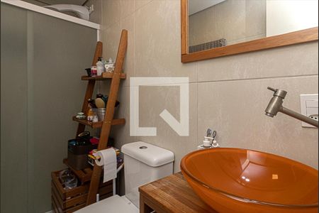 banheiro social_1 de apartamento à venda com 2 quartos, 58m² em Vila Vera, São Paulo