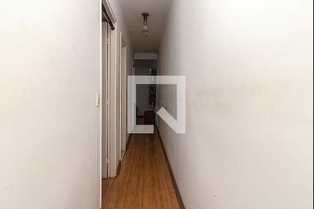 corredor para os cômodos_2 de apartamento à venda com 2 quartos, 58m² em Vila Vera, São Paulo