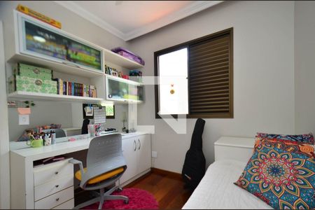 Quarto 2 de apartamento à venda com 3 quartos, 90m² em Santo Antônio, Belo Horizonte