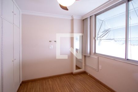 Quarto 1 de apartamento para alugar com 4 quartos, 140m² em Icaraí, Niterói