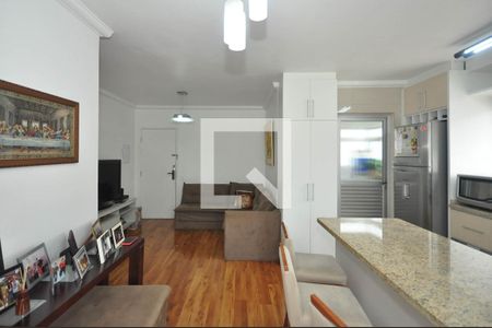 Sala de apartamento para alugar com 3 quartos, 74m² em Vila Progredior, São Paulo