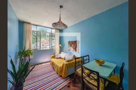 Sala de apartamento para alugar com 2 quartos, 45m² em Santa Teresa, Rio de Janeiro