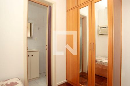 Quarto 1 Suíte de apartamento à venda com 3 quartos, 72m² em Higienópolis, Porto Alegre