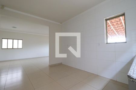 Cozinha de casa para alugar com 3 quartos, 151m² em Ribeirânia, Ribeirão Preto