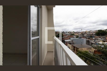 Sacada do Quarto 1 de casa para alugar com 2 quartos, 400m² em Vila Paranagua, São Paulo