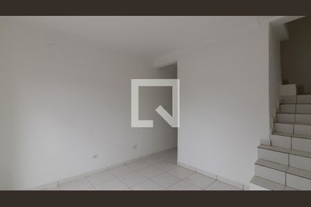 Sala de casa para alugar com 2 quartos, 400m² em Vila Paranagua, São Paulo