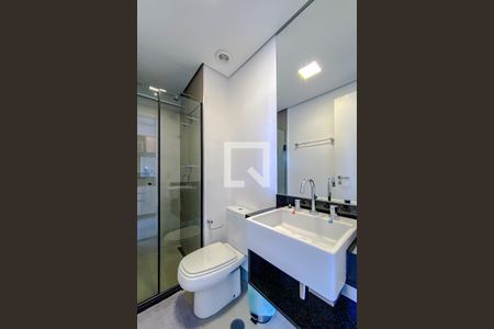 Banheiro de kitnet/studio para alugar com 1 quarto, 16m² em Vila Mariana, São Paulo