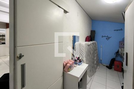 Casa à venda com 180m², 3 quartos e 2 vagas Casa à venda com 180m², 3 quartos e 2 vagasQuarto 3