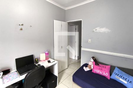 Casa à venda com 180m², 3 quartos e 2 vagas Casa à venda com 180m², 3 quartos e 2 vagasQuarto 2