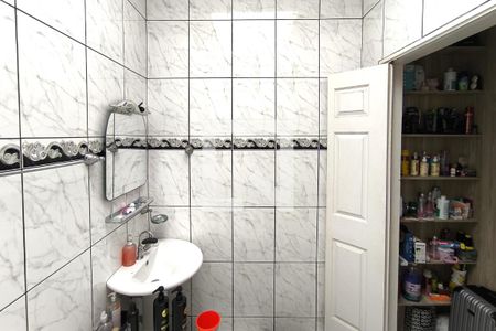 Casa à venda com 180m², 3 quartos e 2 vagas Casa à venda com 180m², 3 quartos e 2 vagasBanheiro - Quarto 1