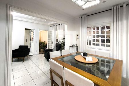 Sala de casa à venda com 2 quartos, 180m² em Parque Residencial Eloy Chaves, Jundiaí