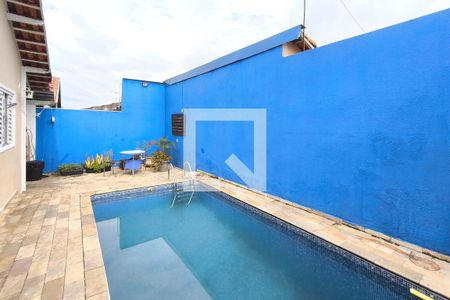 Casa à venda com 180m², 3 quartos e 2 vagas Casa à venda com 180m², 3 quartos e 2 vagasÁrea comum