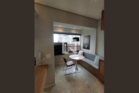 Sala de apartamento para alugar com 1 quarto, 25m² em Vila Gumercindo, São Paulo