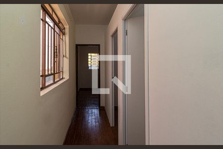 corredor para os cômodos de casa para alugar com 3 quartos, 170m² em Vila Moinho Velho, São Paulo