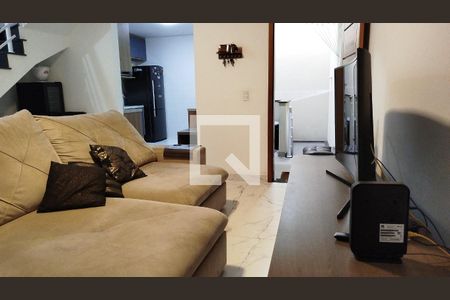 Sala de estar de casa à venda com 3 quartos, 115m² em Vila Carrão, São Paulo