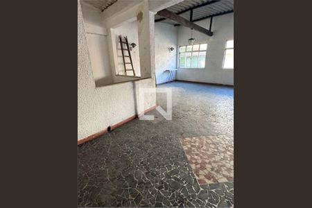 Casa à venda com 3 quartos, 226m² em Rio Comprido, Rio de Janeiro