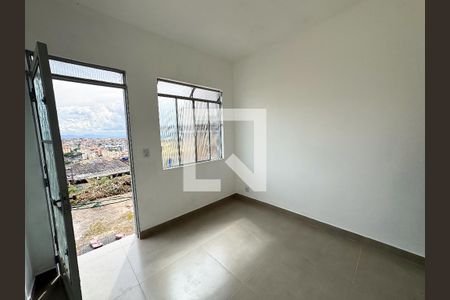 Sala de casa para alugar com 3 quartos, 110m² em Santa Maria, Contagem