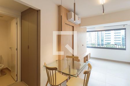 Sala/Cozinha de apartamento para alugar com 1 quarto, 32m² em Moema, São Paulo