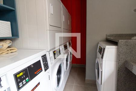 Studio para alugar com 28m², 1 quarto e sem vaga Studio para alugar com 28m², 1 quarto e sem vagaÁrea comum - Lavanderia