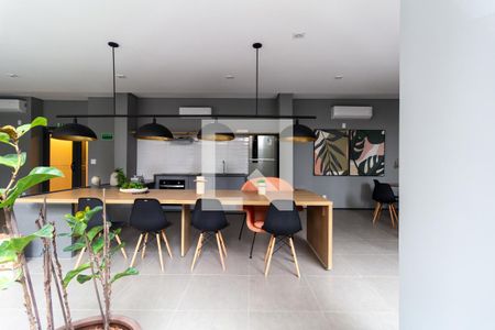 Studio para alugar com 28m², 1 quarto e sem vaga Studio para alugar com 28m², 1 quarto e sem vagaÁrea comum - Salão de festas