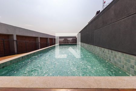 Studio para alugar com 28m², 1 quarto e sem vaga Studio para alugar com 28m², 1 quarto e sem vagaÁrea comum - Piscina