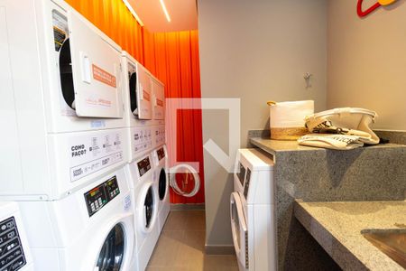 Studio para alugar com 28m², 1 quarto e sem vaga Studio para alugar com 28m², 1 quarto e sem vagaÁrea comum - Lavanderia