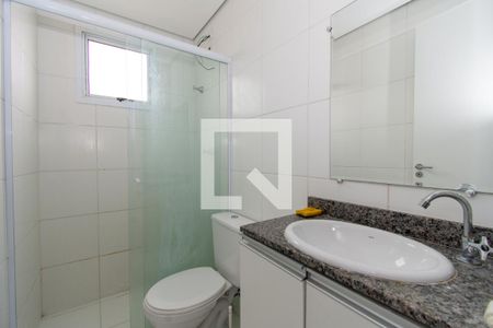 Banheiro de apartamento para alugar com 2 quartos, 55m² em Jardim do Papai, Guarulhos