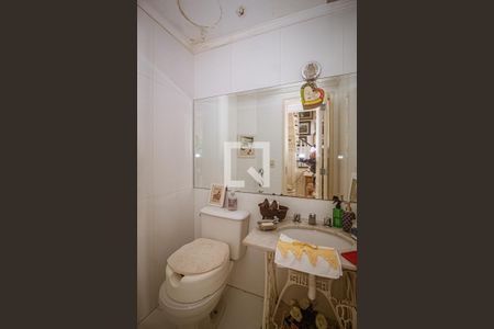 Casa à venda com 148m², 3 quartos e 2 vagas Casa à venda com 148m², 3 quartos e 2 vagasBanheiro 2