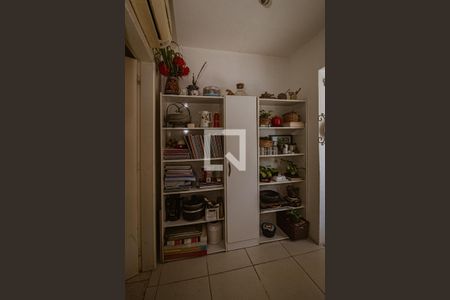 Casa à venda com 148m², 3 quartos e 2 vagas Casa à venda com 148m², 3 quartos e 2 vagasÁrea de Serviço